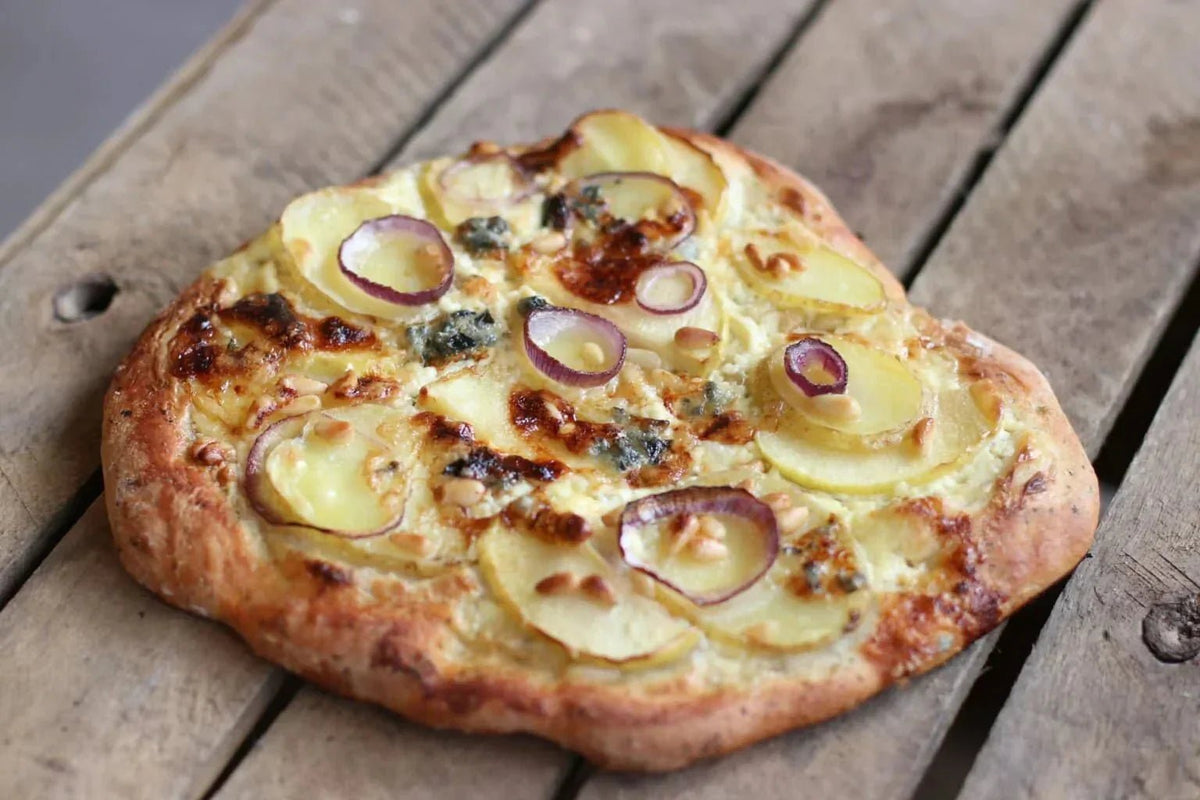 White pizza with Ocean Truffle, blue cheese and pear